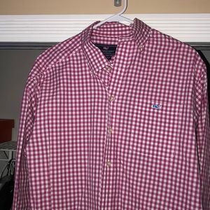 Vineyard vines men tucker shirt. Slim. Medium.